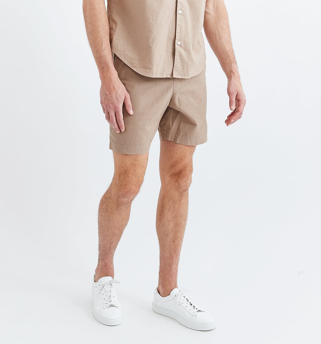 essential linen short timberwolf