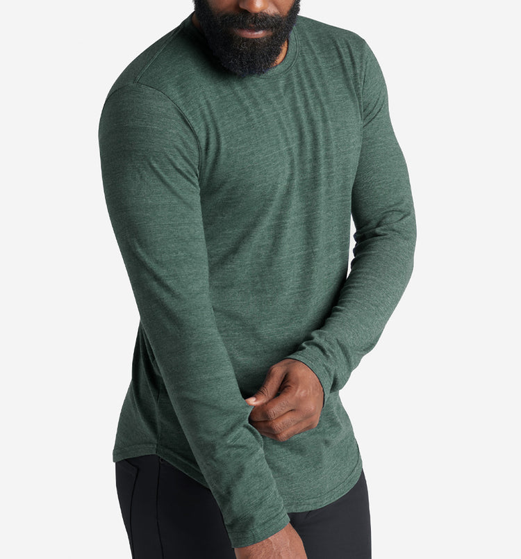 new tri blend ls scallop crew evergreen